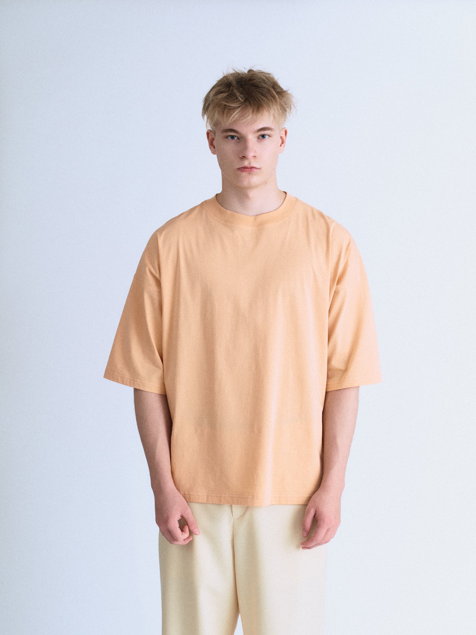 Relaxed T-shirt – OLD FOLK HOUSE