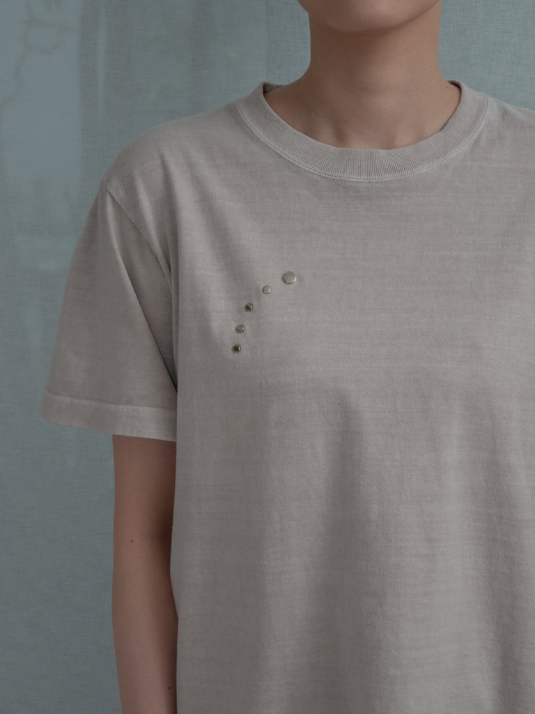 OLD FOLK HOUSE グレー スタッズ Tシャツ